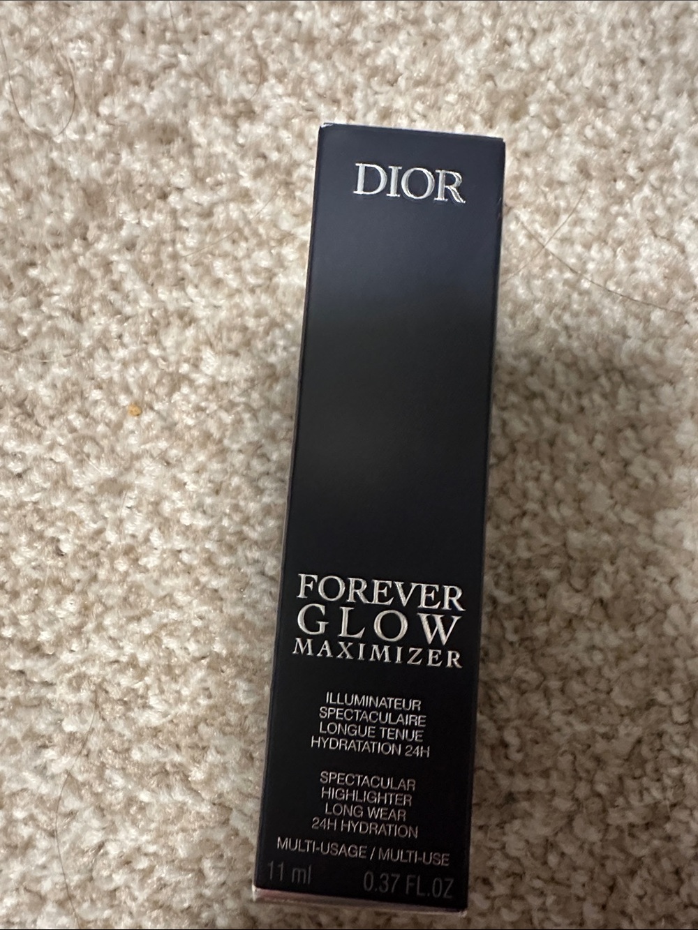 Dior Forever Glow Maximizer Illuminator - Black & Silver Accents
